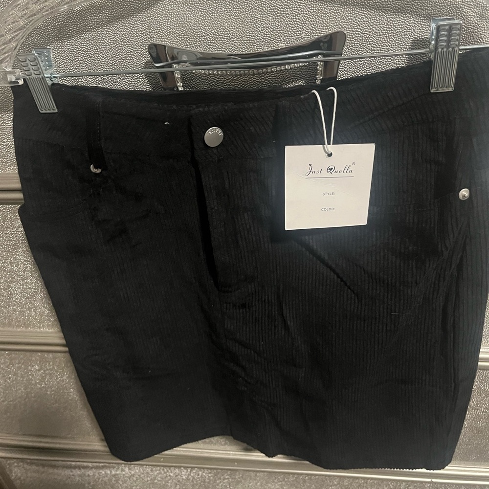 Just Quella Black Mini Skirt corduroy